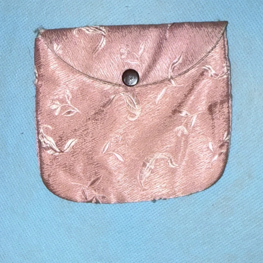 Elegant Pink Floral Women's Bag - Picture 1 of 4